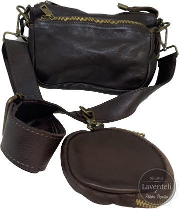 Kolmen nahkapussukan setti 茶色