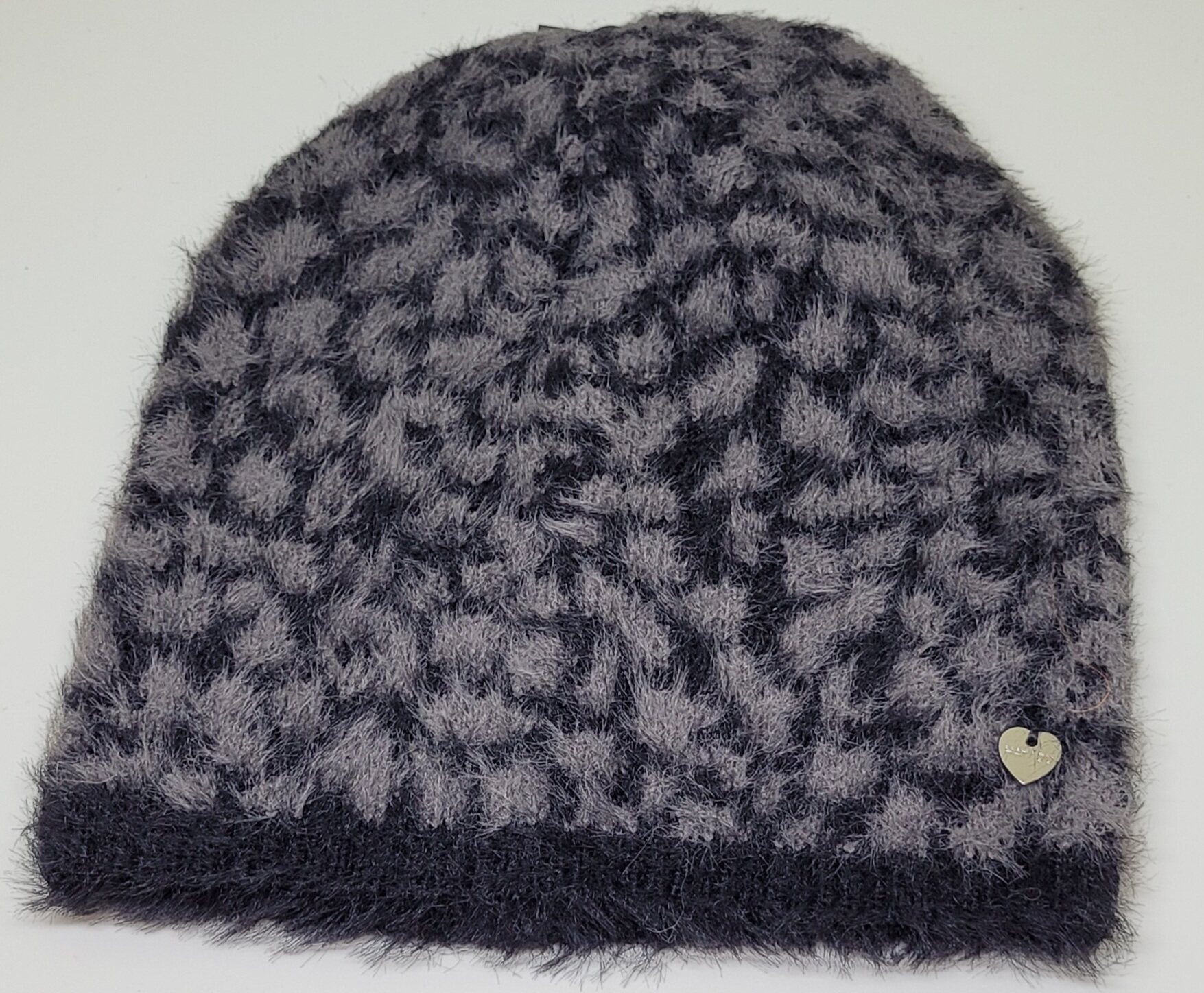 Pantterikuvioinen pipo Šedá