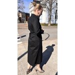 Soulmate zwart pitkähihainen puuvillamekko Nogi