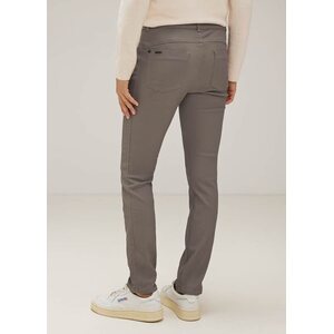 Street One nutrianväriset cuira muistuttavat pantalons