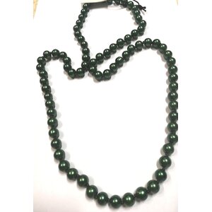 Tummanvihreät beads