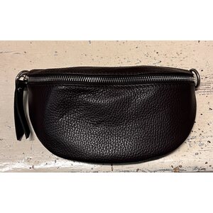 Cross body vyölaukku