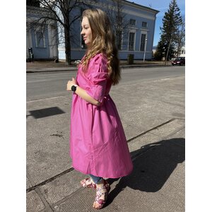 Elisa Cavaletti fuksianvärinen mekko