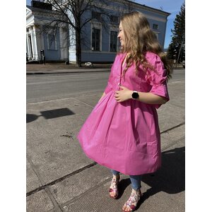 Elisa Cavaletti fuksianvärinen mekko