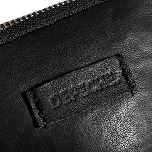 DEPECHE. Pehmeä nahkainen kännykkälaukku