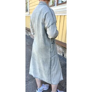 Naiste pikk pellavainen heittojakku