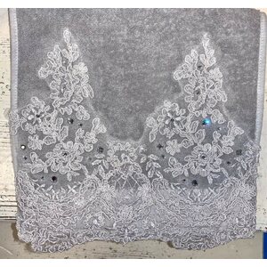 Arte Pura Froteinen pitsipyyhe Swarovski kristailleilla