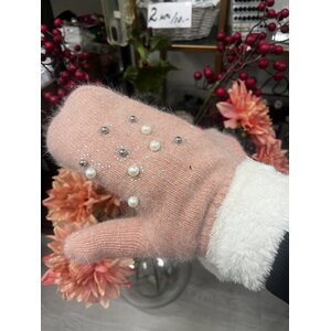 Mittens helmisomisteilla, kaksi väriä