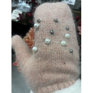 Mittens helmisomisteilla, kaksi väriä