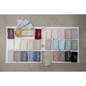 Arte Pura vaaleanharmaa/beige pitkulainen tyynynpäällinen elegante pitsillä
