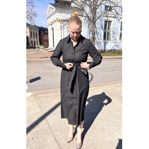 Soulmate zwart pitkähihainen puuvillamekko Nogi