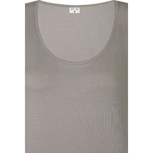 Ze-Ze White sleeveless lace top