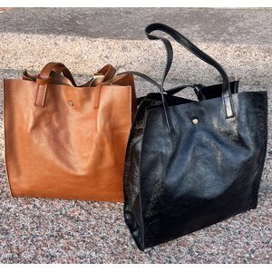 Nahkainen olkalaukku shopper