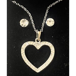 Kaulakoru timanttisydän and Earrings set