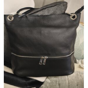 Suurehko nahkalaukku