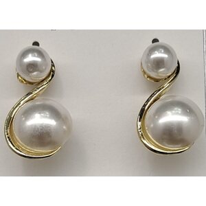 Klipsikorvakorut kahdella helmellä