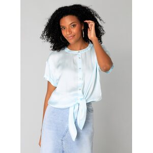 Yest kevyt naisten vaaleansininen paita Sacha