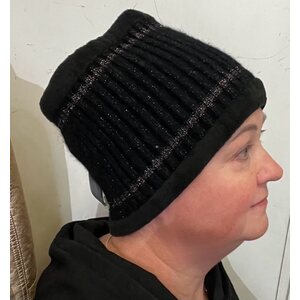 Neulottu kauluri fleece vuorella