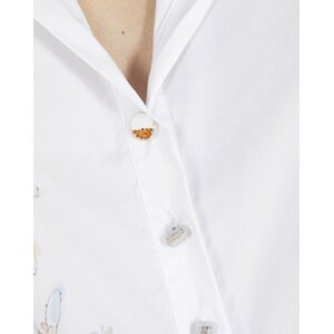 Elisa Cavaletti 白 paitis