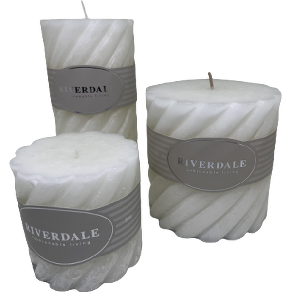 Riverdale valkoinen tuoksullinen kierrekynttilä, 7,5 * 15 cm