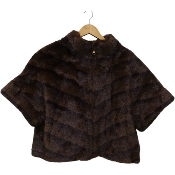 Ruskea keinoturkis poncho hihoilla